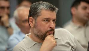 Buherin «44-orya paterazm» e spasvum»․ Karen Vrtanesyan