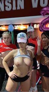 Wisconsin volleyball nudes - 59 photo