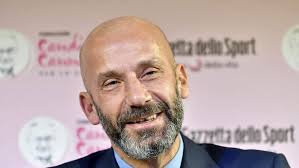 Former azzurri international gianluca vialli is leading a group of investors who are close to buying serie former juventus and chelsea striker gianluca vialli on monday revealed that he has been. Gianluca Vialli Gli Esami Non Hanno Evidenziato Segni Di Malattia Sono Felice Ma Lo Dico Sottovoce