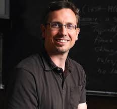 Boom, Bust, Exodus: The Rust Belt, the Maquilas, and a Tale of Two Cities:  Broughton, Chad: 9780199765614: Amazon.com: Books