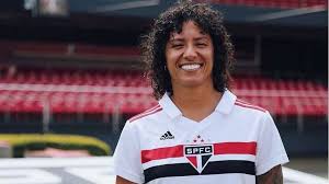 É considerada uma das melhores seleções de futebol feminino do mundo. De Volta Ao Brasil Cristiane Joga Seu Ultimo Mundial