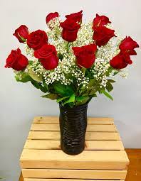 Black flowers same day delivery. Red Rose Black Vase In Cambridge Ma Coady Florist