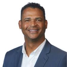 Meet Robert (Bob) Limmer, SVP, Head of Independent Franchise Owner Network  based out of our Los Angeles, California office. What got you interested in  finance? Lack of money…seriously though, in my… |