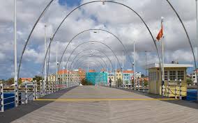 Van Vakantiehotspot Naar Brandhaard Curacao Meldt Recordaantal Besmettingen Met Corona Maar Reisadvies Wordt Nog Niet Aangescherpt Dagblad Van Het Noorden