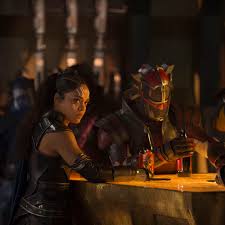 Thor (chris hemsworth) und sein hammer mjölnir haben eine ganz. Tessa Thompson In Thor Tag Der Entscheidung Nie Wieder Tough Und Sexy Der Spiegel