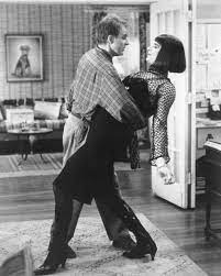 Mixed Nuts A Christmas Story That Has All The Funny People Steve Martin Madeline Kahn Adam Sandler Lie Funny Christmas Movies Funny People Movie Scenes