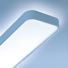 lightnet caleo x1 deckenleuchte lange 120 cm silber matt wohnraumleuchten deckenfluter led einbau deckenleuchten