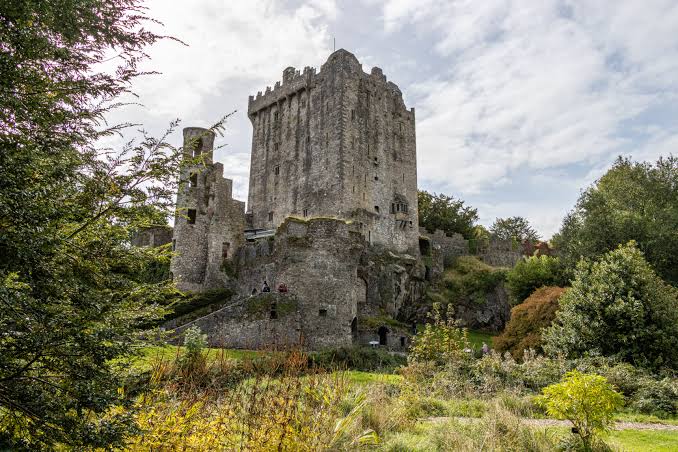 Blarney Castle in County Cork, Ireland · Free Stock Photo