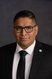 Gerald Roebuck's Instagram, Twitter & Facebook