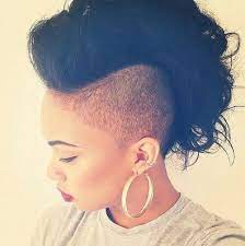 50 Mohawk Hairstyles For Black Women Stayglam Shaved Side Hairstyles Natural Hair Styles Mohawk Hairstyles