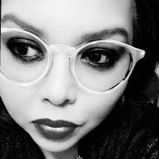 aed-female-short-v4 (1080p)