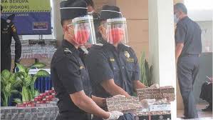 Check spelling or type a new query. Bea Cukai Sita 31 000 Batang Rokok Ilegal Di Banda Aceh Bagian 1