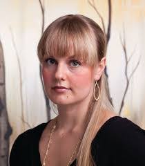 Lindsey Lea's Instagram, Twitter & Facebook