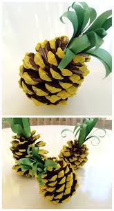 Diy Bois Pomme De Pin Ananas Une Pomme De Pin Est Tres Facile A Detourner Ete Comme Hiver Elle Sera Bien Creations Estivales Bricolage Cool Bricolage Ete