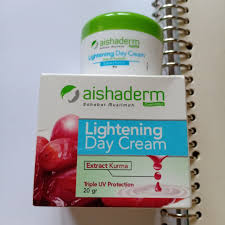 Dalam event tersebut aku dapetin beberapa produk aishaderm. Aishaderm Lightening Day Cream Review Female Daily