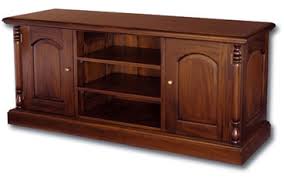 Kirim gambar dan keterangan kepada kami karena kami toko mebel online terpercaya mempunyai fitur mebel custom desain yang berarti buyer bisa order mebel mana yang mereka. Beli Rak Tv Kayu Jati Model Klasik Harga Murah Kedai Mebel Jati Jepara