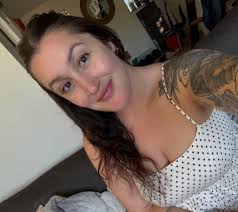 Hi! I am looking for a place in mid September/Early October for me and my  sweet dog Uno! I'm a massage therapist in my early 30s, relocating from  Bellingham. I love going