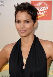 7 Best Hairstyles for Thin Hair Over 50