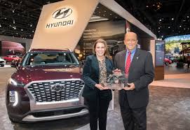 We're glad to have you with us! in this unaired pilot from 1980, davis isn't finally, motorweek mechanic craig singhaus tells you how to change your oil. Hyundai Sonata And Palisade Win 2020 Motorweek Drivers Choice Awards Hyundai Newsroom