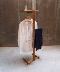 Gentleman S Stummer Diener In Massivholz Tidyboy Stilvolles Schlafzimmer Herrendiener Kleiderleiter