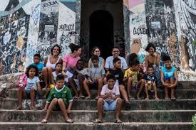 ONG faz campanha virtual para arrecadar alimentos; 40 famílias do Serviluz  devem ser beneficiadas