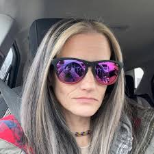 Are there any 24-hour dispensaries in Kansas City?