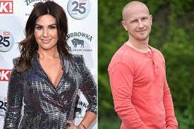 Tentoraz ale wayne nič nevyparatil, problém má jeho (zatiaľ ešte stále) manželka coleen. Rebekah Vardy S Forgotten First Husband Who Was Humiliated When She Slept With Peter Andre Aktuelle Boulevard Nachrichten Und Fotogalerien Zu Stars Sternchen