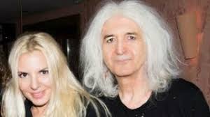 Το πρωί της τρίτης, έκανε την εξαίρεση και βρέθηκε στο πλατό του «πρωινού» και έδωσε μία ειλικρινή συνέντευξη. Annita Pania Peta3e Nyfiko Kai Gobes Ston Gamo Ths Me Ton Niko Karbela Youtube