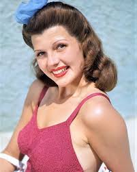 Rita Hayworth 💄 (@ritahayworthforever) · Fotos y videos de Instagram