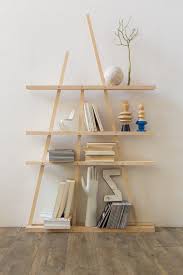 Pour Mettre Vos Jolies Plantes En Valeur Vous Pouvez Fabriquer Une Porte Plante Avec 3 Fois Faire Des Etageres Meuble A Fabriquer Soi Meme Decoration Etageres