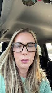 Heather Harper's Instagram, Twitter & Facebook