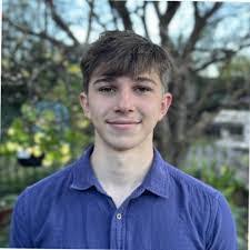 Seth Thorne's Instagram, Twitter & Facebook