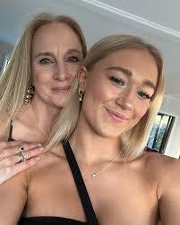 Ella Telford's Instagram, Twitter & Facebook