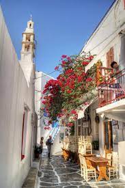 Jul 03, 2021 · ende juni trennten sich sophia thomalla und loris karius. Mykonos Stadt Exklusiver Genussurlaub In Griechenland Gourmetmagazin