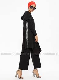 Kapusonlu Kisa Kollu Tunik Siyah Kapusonlu Tunik Stil