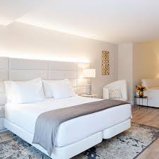 Check spelling or type a new query. Hotel Tres Reyes Im Zentrum Von Pamplona Offizielle Website