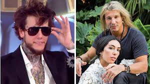 Alex caniggia se operó la nariz y dijo que ¡tiembla brad pitt!. Alexander Caniggia Reconocio La Pelea Con Su Papa Claudio Paul Hace Un Ano No Hablamos El Me Defraudo Revista Paparazzi