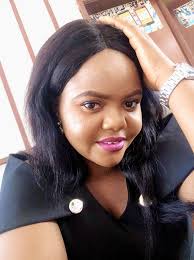 Back then at Parklane Hospital, Enugu, during my internship. It was an  amazing journey and I met amazing people 😍. This picture was taken few  months after i gave birth to my