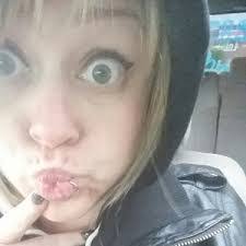 Brooke Schell's Instagram, Twitter & Facebook