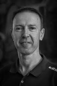 Alain Vincent's Instagram, Twitter & Facebook