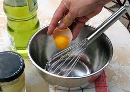 Et il est important de faire le tri. La Seule Maniere De Rater Une Mayonnaise C Est De Ne Pas Etre Motive Pour La Faire Du Miel Et Du Sel