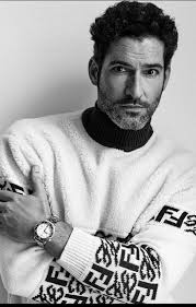 Anyone down to play a morning round Tom brown