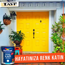 Görevli bize en kaliteli ürününü verdi fakat kalıcı bile değil yağlı boya normalde çıkmaz fakat bu ürün o kadar kötü ki ve kapımızı boyadığımız vakit bir kat sürünce sorun çıkarmayan boya şimdi ikinci üçüncü katı sürmek gerekiyor çok kötü boya! Tayf Ltd Marshall Panel Kapi Boyasiyla Hayatinizi ÙÙØ³Ø¨ÙÙ