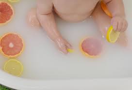 5 baking soda bath versus epsom salt bath: Breast Milk Bath For Babies Health Benefits How To Do It