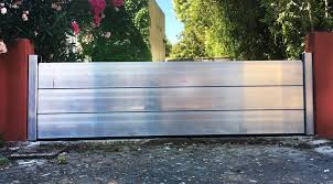 Ce composant est fait de deux parties facilement maniables, une clé supérieure (environ 20kg) et une clé. Barriere Anti Inondation Automatique Devis Sur Techni Contact Mur Anti Inondation