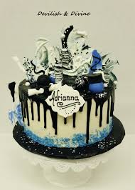 Black And White Drip Cake Ideas Graduation Drip Cake Drip Cakes Cake Cake Decorating