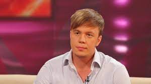 Jun 23, 2021 · lassan két hónapja, hogy fekete dávid börtönbüntetését tölti, amiért súlyos pénzeket csalt és sikkasztott el másoktól.a megasztár egykori kedvencét a saját felesége jelentette fel, ugyanis dávid 73 milliós hitelt vett fel a nevére alapított céghez, és nagyon úgy fest, hogy nem jogszerűen járt el a dologban. Betegesen Feltekeny Lenne Fekete David Megdobbento Vallomas