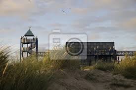 Wir sind für sie da! Strand Von Norden Norddeich Mit Blick Auf Das Haus Des Gastes Fototapete Fototapeten Niedersachsen Kustenvorland Nordsee Myloview De