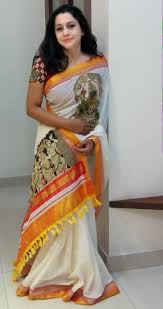 Though simple in their look and feel, kasavu sarees are nevertheless quite alluring and are considered one of the most beautiful sarees in the world. 7 Star Kerala Kasavu Saree For Women 2021 Crown Of Kerala Beauty Fashionmozo