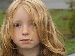 Arruffati, iper pettinati, corti, lunghi, ricci, lisci… i bambini hanno dei capelli sempre meravigliosi, con colori unici e consistenze perfette! Bambini E Capelli Lunghi Perche Non Deve Esserci Critica